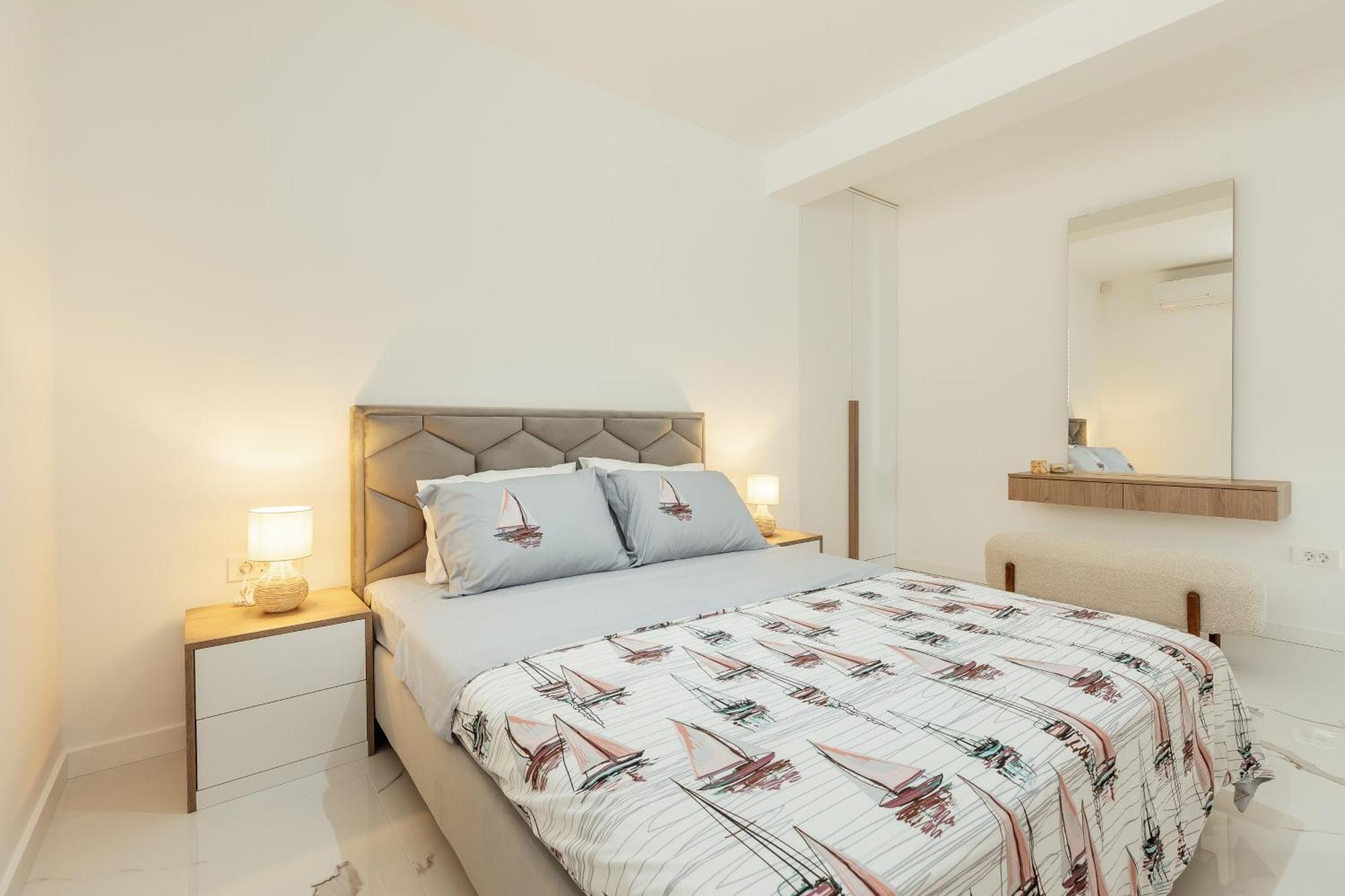 Savina Beachfront Oasis Herceg Novi Exterior photo